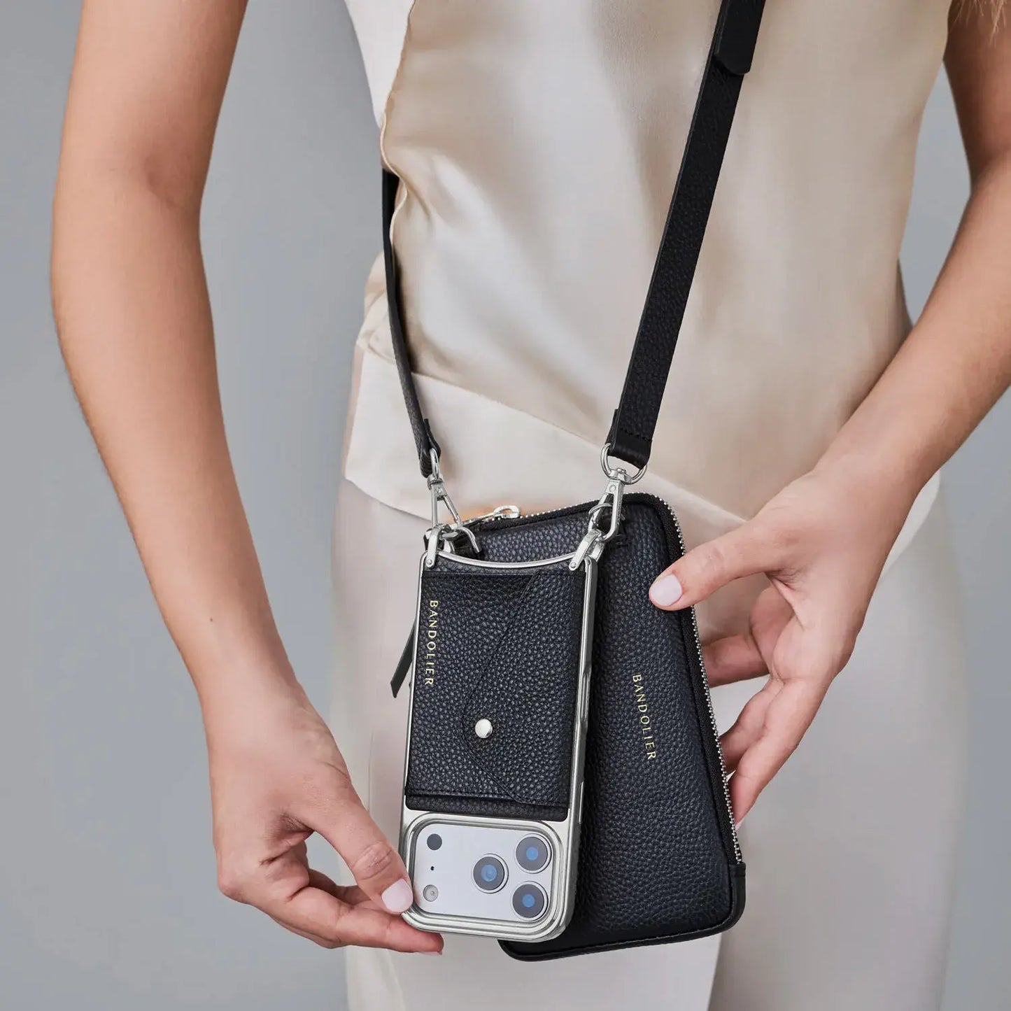 Hailey Pouch Set - Black/Chrome Silver